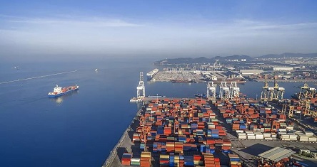 美国国际货运代理：打造无国界的物流网络
